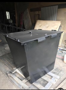 Бак ТБО 0,75 м3 с откидной крышкой